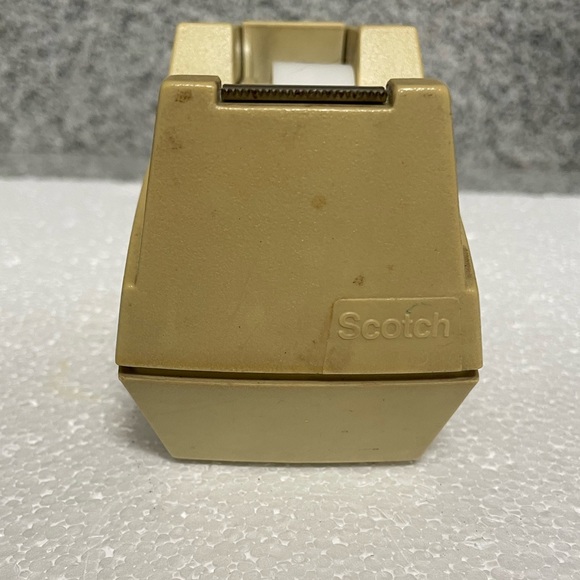 EUC Vintage Heavy Duty Beige Scotch 3M Weighted Tape Dispenser - Picture 8 of 12